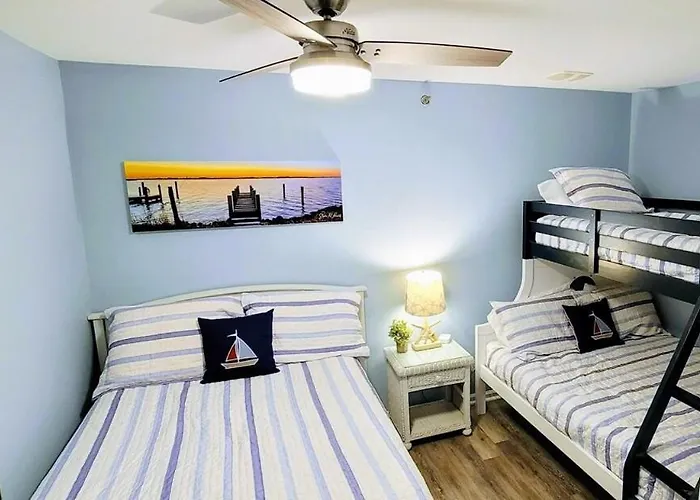Just Imagine! Newly Renovated Ocean View 1br-1 Ba Apartment