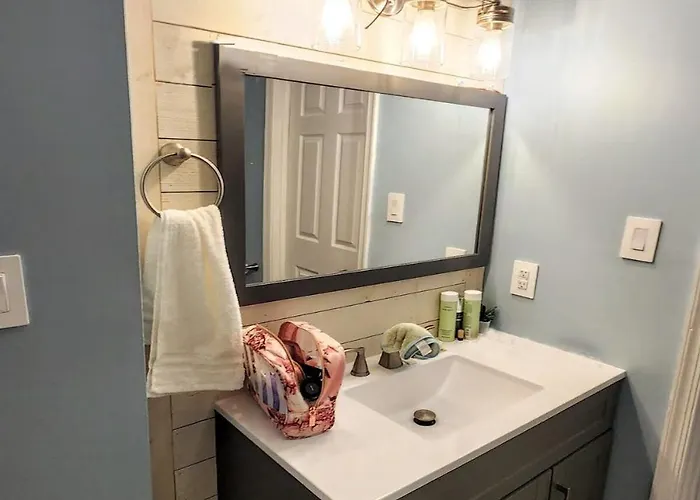 Apartment Just Imagine! Newly Renovated Ocean View 1br-1 Ba Ocean City